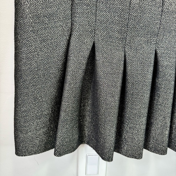 Valentino Roma Grey Wool Pleated Pencil Skirt Size 42/6 - Picture 9 of 16
